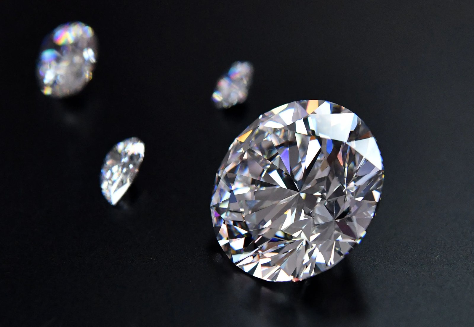 Fault Lines in the Carat Market: How synthetic oversupply triggered a historic meltdown in diamond prices